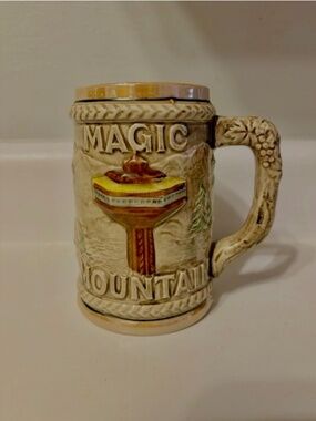Magic Mountain CA Amusement Park Jumbo Size Ceramic Beer Stein Mug Cup Japan 70s